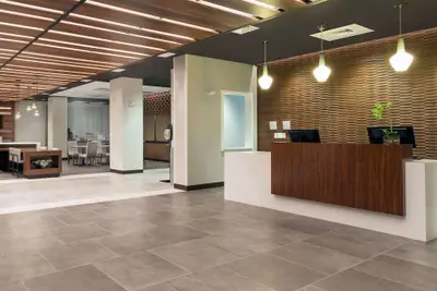 Photo 2 - Wingate by Wyndham Altoona Downtown/Medical Center