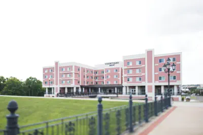 Photo 2 - Courtyard by Marriott Rome