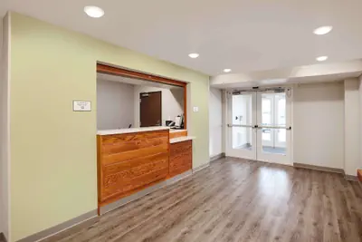 Photo 3 - WoodSpring Suites Plano - North Dallas