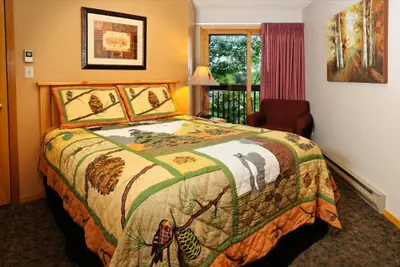 Photo 2 - The Pointe Hotel and Suites