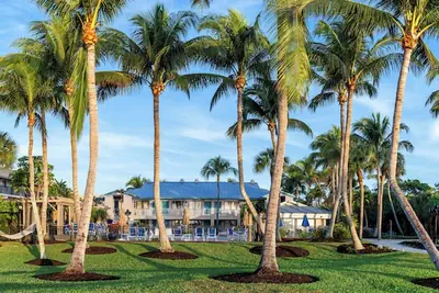 Photo 2 - Sanibel Island Beach Resort