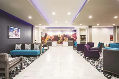 Photo 3 - La Quinta Inn & Suites by Wyndham La Verkin-Gateway to Zion