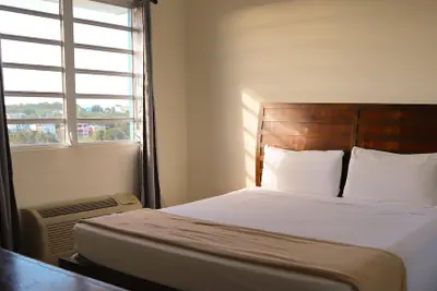 Photo 4 - West Coast Inn's
