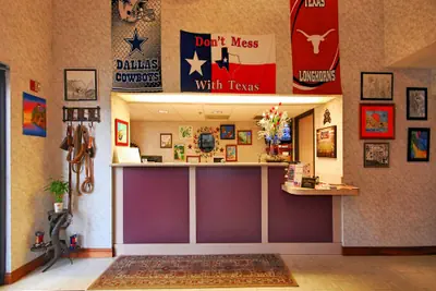 Photo 4 - Texas Inn Harlingen