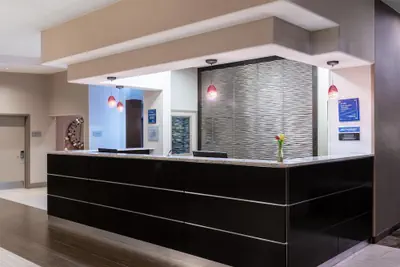 Photo 3 - Best Western Premier NYC Gateway Hotel