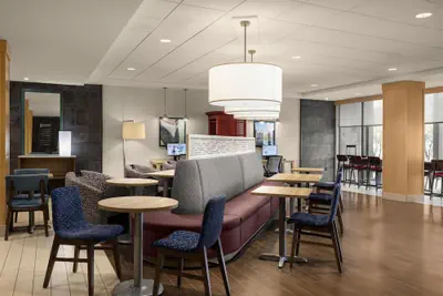 Photo 3 - Home2 Suites by Hilton Minneapolis-Eden Prairie
