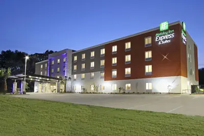 Photo 2 - Holiday Inn Express & Suites Columbus North by IHG
