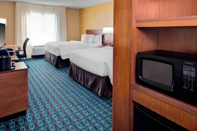 Photo 5 - Fairfield Inn & Suites by Marriott Bakersfield North/Airport