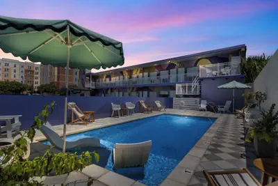 Photo 2 - The Iris Motel