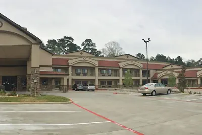 Photo 2 - Scottish Inn & Suites