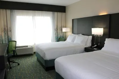 Photo 4 - Holiday Inn Express & Suites Hendersonville SE - Flat Rock by IHG