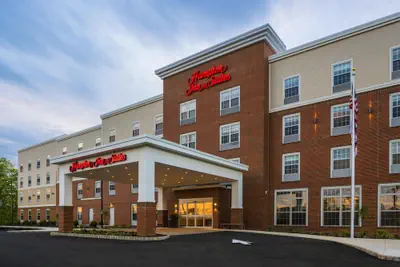 Photo 2 - Hampton Inn & Suites Bridgewater
