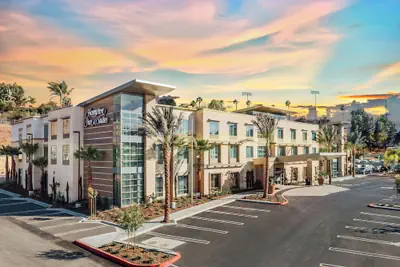 Photo 2 - Hampton Inn & Suites Mission Viejo