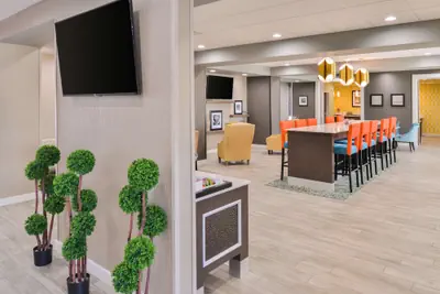 Photo 5 - Hampton Inn Emporia