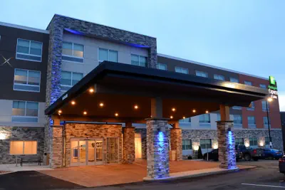 Photo 2 - Holiday Inn Express & Suites Pittsburgh - Monroeville by IHG