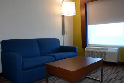 Photo 3 - Holiday Inn Express & Suites Pittsburgh - Monroeville by IHG