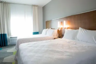 Photo 5 - Four Points by Sheraton Miami Airport