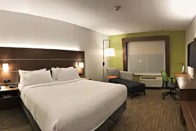 Photo 4 - Holiday Inn Express & Suites Sterling by IHG