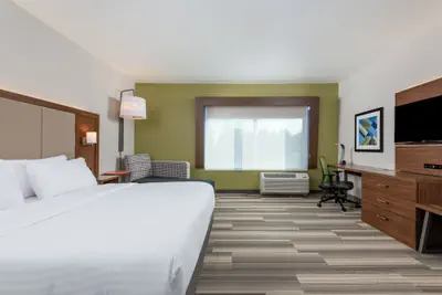Photo 4 - Holiday Inn Express Queensbury - Lake George Area by IHG