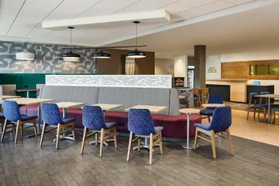 Photo 4 - Home2 Suites by Hilton Rapid City