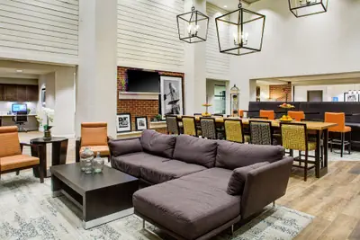 Photo 5 - Hampton Inn & Suites by Hilton Pittsburg Kansas Crossing