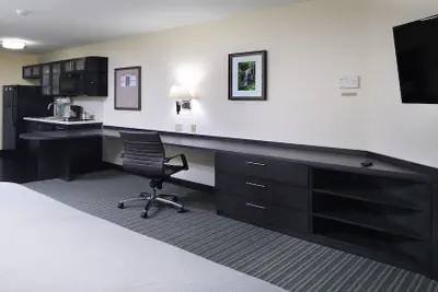 Photo 4 - Candlewood Suites Newark South - University Area by IHG
