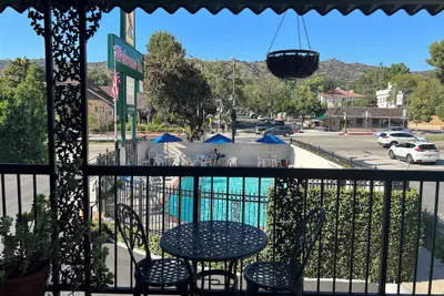 Photo 2 - Welcome Inn on Colorado Blvd