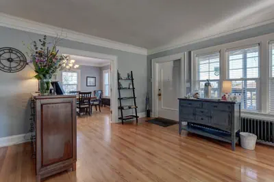 Photo 3 - Nantucket Inn