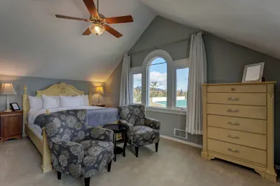 Photo 5 - Nantucket Inn