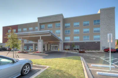 Photo 2 - Holiday Inn Express & Suites Fort Mill by IHG