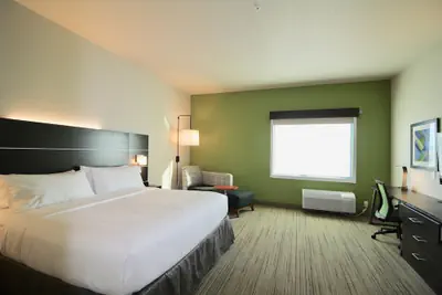 Photo 3 - Holiday Inn Express & Suites Kirksville - University Area by IHG