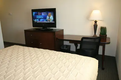 Photo 5 - Affordable Suites Mooresville LakeNorman