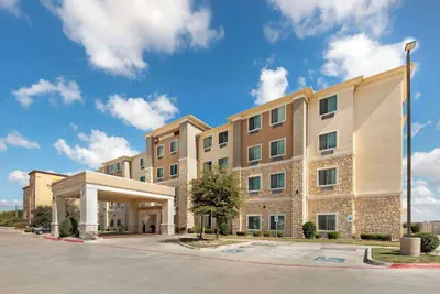 Photo 2 - Best Western Plus Buda Austin Inn & Suites