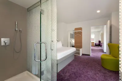 Photo 4 - YOTEL Boston