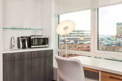 Photo 5 - YOTEL Boston