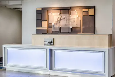 Photo 3 - Holiday Inn Express & Suites Atchison by IHG