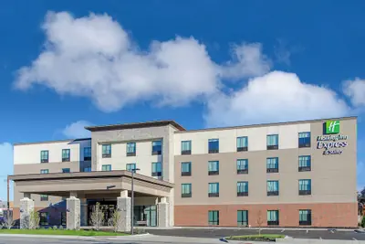 Photo 2 - Holiday Inn Express & Suites Atchison by IHG