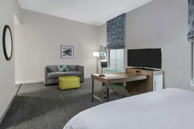 Photo 5 - Hampton Inn & Suites by Hilton Portland Corpus Christi