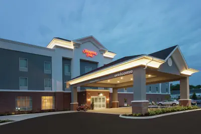 Photo 2 - Hampton Inn Kennebunk Kennebunkport