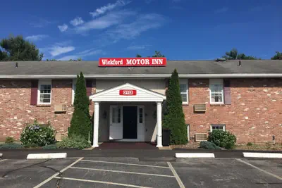 Photo 2 - Wickford Motor Inn