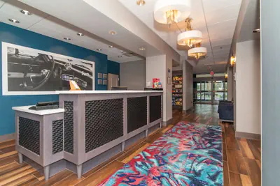 Photo 5 - Hampton Inn Norwich