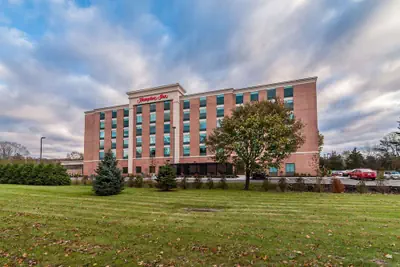 Photo 2 - Hampton Inn Norwich