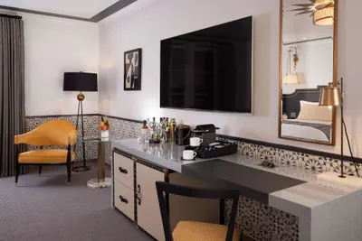 Photo 5 - Hotel Californian