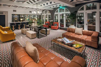 Photo 4 - Hotel Californian