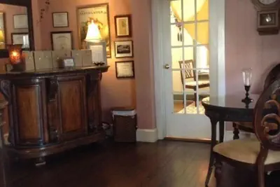 Photo 3 - Island Guest House B&B