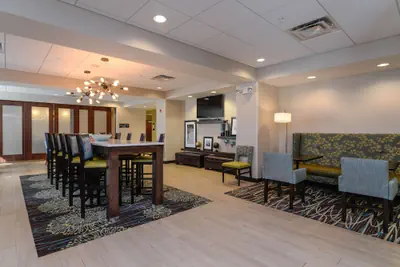 Photo 5 - Hampton Inn Brighton