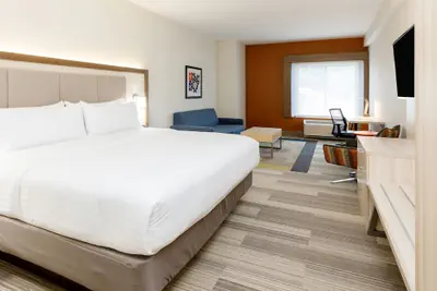 Photo 3 - Holiday Inn Express & Suites Sturbridge by IHG