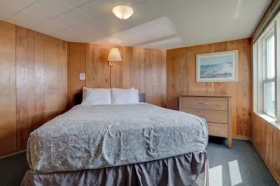 Photo 5 - Ester Lee Oceanview Inn