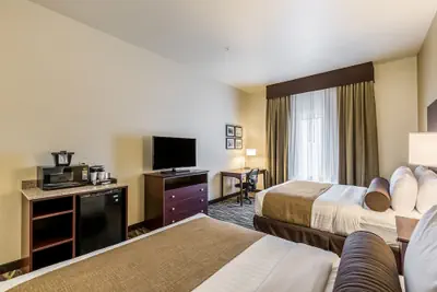 Photo 5 - Cobblestone Inn & Suites at UW Stout Downtown Menomonie