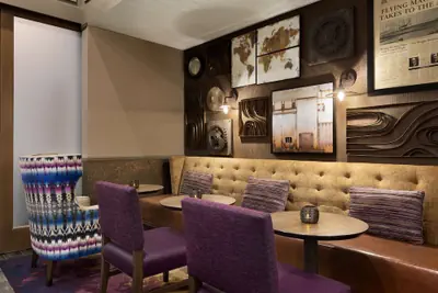 Photo 4 - Hampton Inn & Suites Seattle/Renton